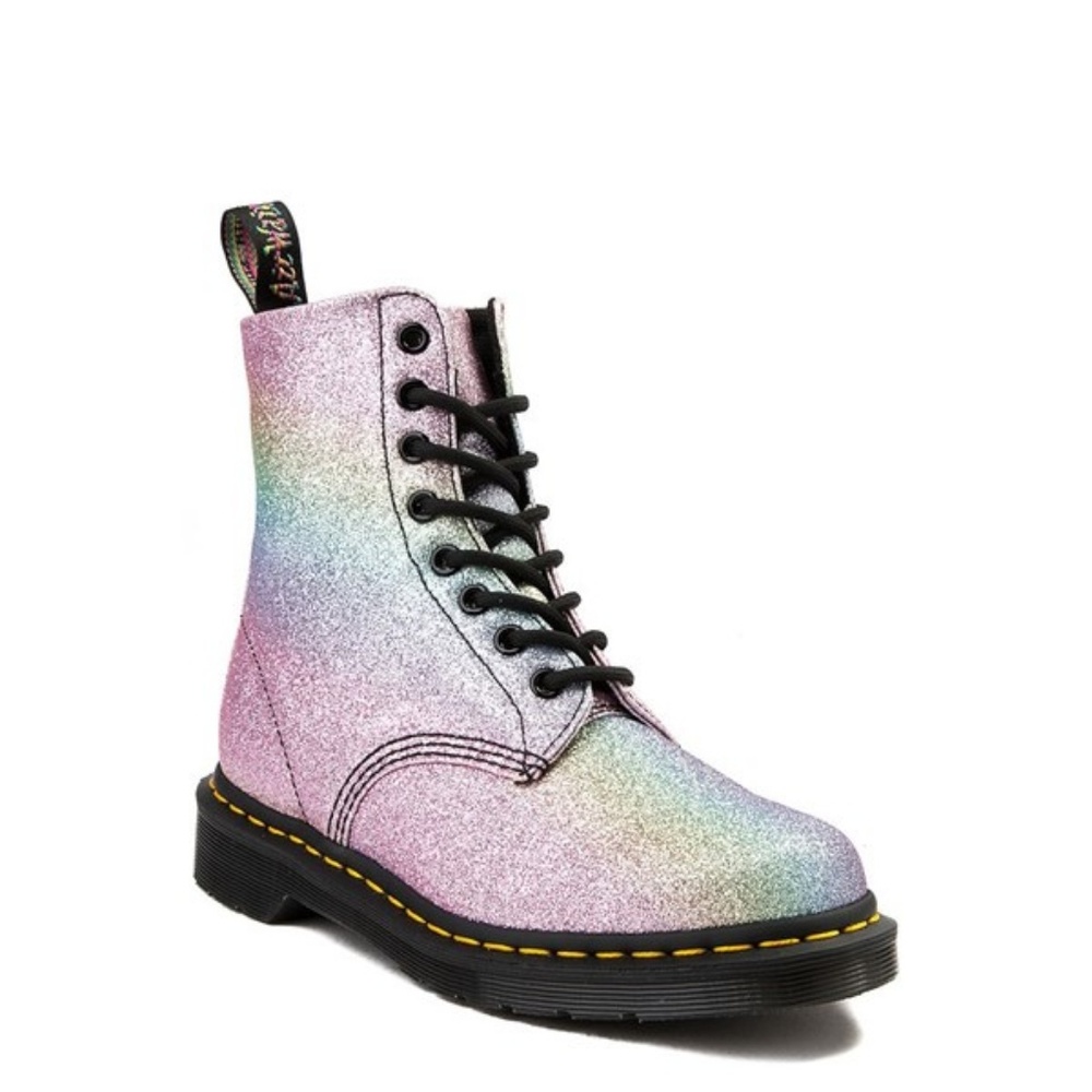 DR MARTENS: HOLOGRAPHIC PINK FANTASY Glitter